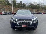 New 2025 Nissan Rogue Platinum w/ Tech Package image 2
