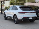 Certified 2024 Porsche Macan image 3