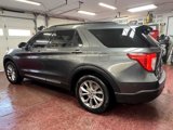 Used 2020 Ford Explorer XLT w/ Equipment Group 202A image 2