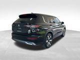 New 2025 Mitsubishi Outlander SE image 3