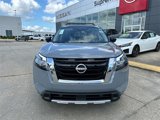 New 2025 Nissan Pathfinder Platinum image 2