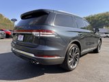 Used 2024 Lincoln Aviator Reserve w/ Equipment Group 201A image 4