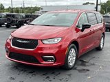 New 2026 Chrysler Pacifica Select image 3