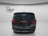 New 2025 Chrysler Pacifica Select image 6