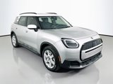 New 2025 MINI Cooper Countryman S E image 3