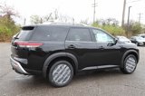 New 2025 Nissan Pathfinder SL w/ SL Premium Package image 6