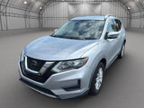 Used 2020 Nissan Rogue SV image 2
