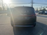 Used 2022 Chrysler Pacifica Touring-L image 3