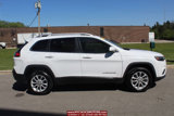 Used 2019 Jeep Cherokee Latitude w/ Popular Appearance Group image 4