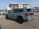 New 2025 Volkswagen Atlas Peak Edition SE image 5