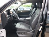New 2025 Volkswagen Atlas SE image 6