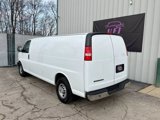 Used 2017 Chevrolet Express 3500 Extended image 5