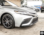 Used 2023 Toyota Camry SE image 4