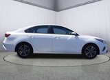 Used 2022 Kia Forte LXS image 3