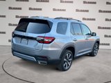 New 2025 Honda Pilot Touring image 5