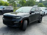 Certified 2023 Jeep Grand Cherokee Limited w/ Black Appearance Package image 3