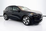 New 2025 Audi Q6 e-tron Prestige image 3