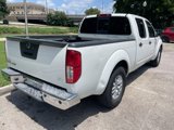 Used 2018 Nissan Frontier SV image 4