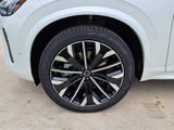 New 2026 Volvo XC90 B6 Plus image 3