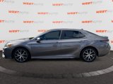 Used 2022 Toyota Camry SE image 2