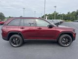 New 2025 Jeep Grand Cherokee Altitude image 4