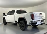Used 2024 GMC Sierra 2500 AT4 w/ AT4 Premium Plus Package image 5