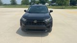 Used 2021 Toyota RAV4 LE image 3