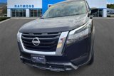 Used 2024 Nissan Pathfinder S w/ Cargo Package image 4