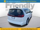New 2026 Chrysler Pacifica Select image 5