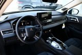 New 2025 Mitsubishi Outlander SE image 3