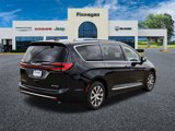 New 2025 Chrysler Pacifica Pinnacle image 6