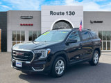 Used 2022 GMC Terrain SLE w/ Driver Convenience Package image 4