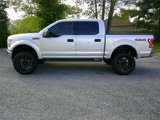 Used 2017 Ford F150 XLT image 2