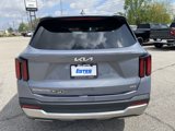 Used 2024 Kia Sorento S image 5