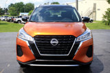 Used 2023 Nissan Kicks SV image 2