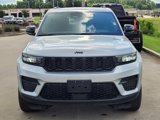 New 2025 Jeep Grand Cherokee Altitude image 2