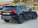 Used 2018 Volvo XC60 T6 Momentum w/ Vision Package image 2