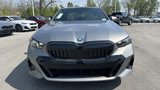 New 2025 BMW 550e xDrive w/ Premium Package image 3