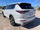 New 2025 Mitsubishi Outlander SE image 5
