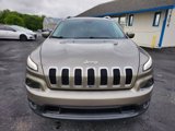 Used 2017 Jeep Cherokee Latitude w/ Comfort/Convenience Group image 2