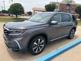 Used 2025 Honda Pilot Elite image 4