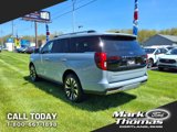 New 2025 Ford Expedition Platinum image 3