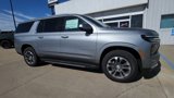 New 2025 Chevrolet Suburban LT image 2