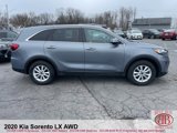Used 2020 Kia Sorento LX image 2