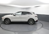 Certified 2023 Porsche Cayenne Platinum Edition image 2