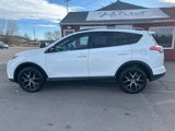 Used 2018 Toyota RAV4 SE image 2