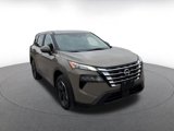 Used 2024 Nissan Rogue SV image 3