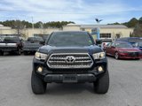 Used 2016 Toyota Tacoma TRD Off-Road image 2