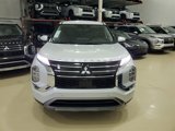New 2025 Mitsubishi Outlander SE image 2