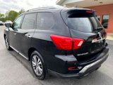 Used 2019 Nissan Pathfinder SV image 3